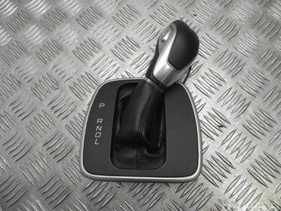 Ford CJ5P-7E034-AAW / CJ5P7E034AAW C-MAX (DM2) 2013 Couvercle de levier de vitesses - Image 1