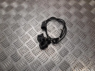 Volkswagen 2H0 810 773 L / 2H0810773L AMAROK (2H_, S1B) 2017 Verrouillage du bouchon du réservoir - Image 1