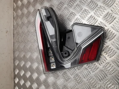 Toyota 81590-F4020 / 81590F4020 C-HR (_X1_) 2016 Feu arrière - Image 1