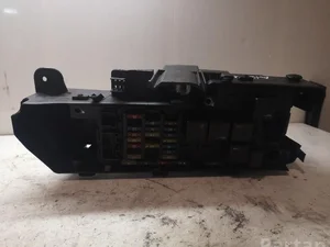 Volvo 9494210 V70 II (SW) 2004 Boîte à fusibles