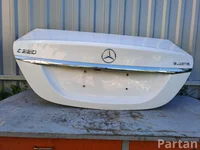 Mercedes-Benz C-CLASS (W205) 2015 Heckklappe