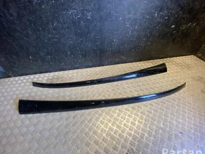 Ford USA LJ8BR50463A, LJ8BR50462A Mustang Mach-E 2023 Un autre détail de finition