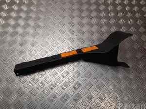 BMW 8 181 689, 81816890L / 8181689, 81816890L 5 Touring (E34) 1994 Autres pièces intérieures