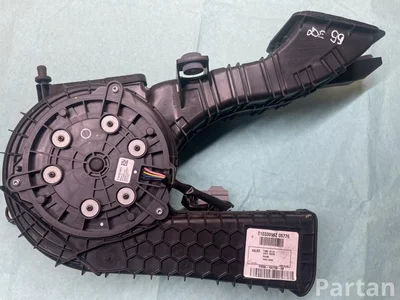 Ford T1033095Z, FM5810C709AB C-MAX II (DXA/CB7, DXA/CEU) 2016 Вентиляция салона - Изображение 1