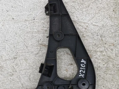 Audi 8XA807377 A1 (8X1, 8XK) 2016 Support pour pare-chocs Left Rear - Image 1