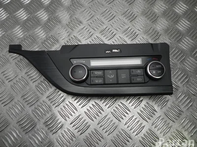Toyota 55900-02420 / 5590002420 AURIS TOURING SPORTS (_E18_) 2014 Contrôle automatique de la climatisation - Image 1