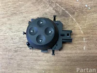 Mercedes-Benz A1679058001 EQA 2021 Schalter für Sitzverstellung vorne links