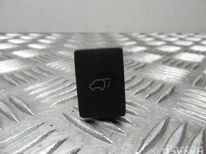 Toyota 544-0F51 / 5440F51 RAV 4 IV (_A4_) 2015 Bouton du coffre à bagages