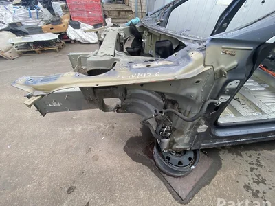 Tesla MODEL S 2017 Quart de corps Left Front - Image 1