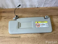 Škoda ELROQ (PYL) 2025 Osłona przeciwsłoneczna z lusterkiem lewa strona