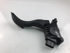 Volkswagen 5Q1723503F GOLF VII (5G1, BQ1, BE1, BE2) 2014 Akseleratoriaus pedalas