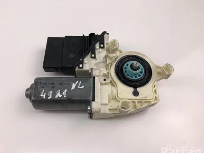 Seat 1K0959704AF LEON (1P1) 2010 Moteur de lève-vitre - Image 1