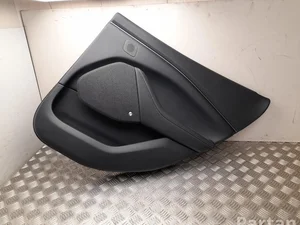 Ford USA LJ8B-R27504-A, LJ8B-R27502 / LJ8BR27504A, LJ8BR27502 Mustang Mach-E 2023 Panneau de garniture de porte