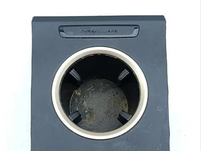 Porsche 9J1864365, 9J1858570A Taycan 2021 Getränkehalter - Bild 1