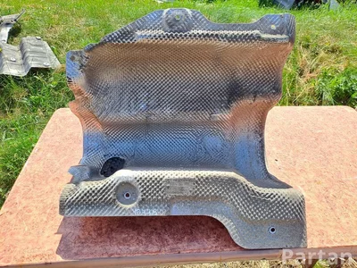 Mercedes-Benz A2054700047 C-CLASS (W205) 2015 Heat Shield - Image 1