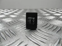 Toyota 84152-02070 / 8415202070 YARIS (_P13_) 2014 Réglage de la hauteur de l'interrupteur