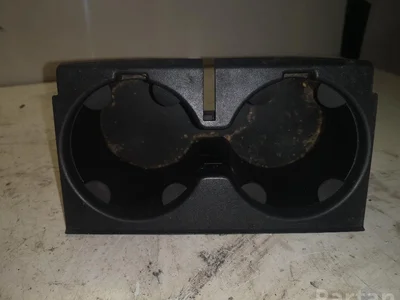 Volvo 8674917 XC90 I 2004 Porte-gobelet - Image 1