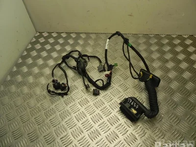 Mercedes-Benz A 222 540 39 11 / A2225403911 S-CLASS (W222, V222, X222) 2014 Harnais pour intérieur - Image 1