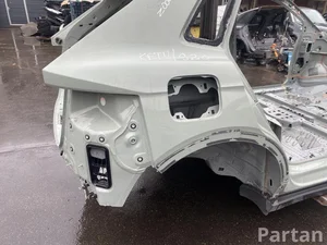 Škoda ELROQ (PYL) 2026 ćwiartka samochodowa z tyłu po prawej