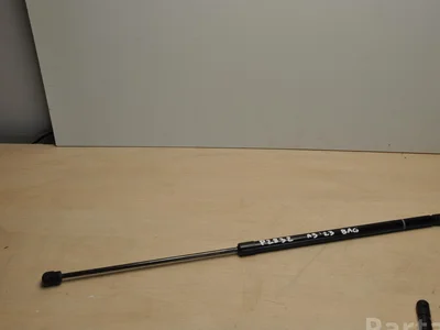 Audi 8Y4827552D A3 hatchback (8YA) 2023 Couvercle de coffre - Image 1