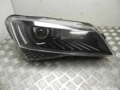 Škoda 3V1941016A SUPERB III Estate (3V5) 2017 Phare - Image 1