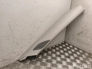 Gebrauchtes Original Volkswagen 5TA867234ARM5, 5TA867234A, 3G0035411B TOURAN (5T1) 2021 A-Säulenverkleidung oben vorne rechte Seite