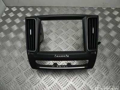 Maserati 6700749220 LEVANTE 2019 Cadre - Image 1