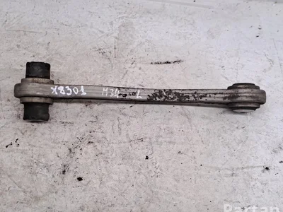 Mercedes-Benz C-CLASS (W205) 2016 Galinė  Apatinė šakė kairė pusė - Nuotrauka 1