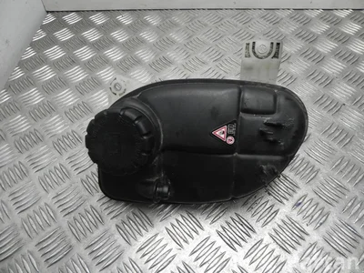 Mercedes-Benz A 447 500 00 49 / A4475000049 VITO Nadwozie pełne (W447) 2016 Zbiorniczek wyrównawczy płynu chłodzącego - Zdjęcie 1