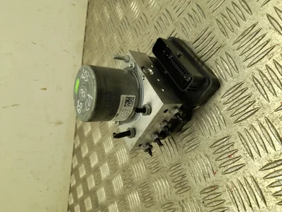 Mercedes-Benz A1779002305, A1779019102, A1779025809 CLA X118 (shooting brake) 2020 Unité de commande hydraulique ABS - Image 1