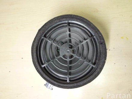 AUDI 4F0 035 415 A / 4F0035415A A6 (4F2, C6) 2007 Subwoofer