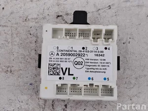 Mercedes-Benz A2059002922 KLASA C (W205) 2016 Sterownik drzwi z przodu z lewej