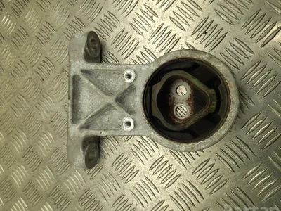 Toyota K0060 Yaris Cross XP210 2022 Support moteur - Image 1