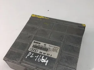 Audi 8D0907557B; 0261203554 / 8D0907557B, 0261203554 A4 (8D2, B5) 2001 Motorsteuergerät