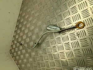 Toyota 069 C-HR (_X1_) 2019 Jauge d'huile