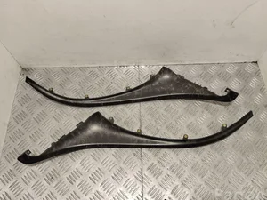 Aston Martin HY53-045J10-NC, HY53045J10NC / HY53045J10NC, HY53045J10NC DB11 (AM5) 2019 Garniture /moulage