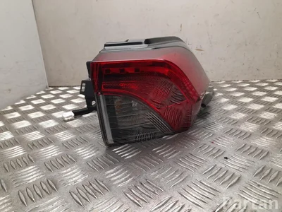 Toyota 81550-42230 / 8155042230 RAV 4 V 2022 Feu arrière - Image 1