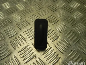 Renault 8200385515 CLIO IV (BH_) 2015 Bouton du coffre à bagages