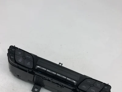 Toyota 55900-F4380 / 55900F4380 C-HR (_X1_) 2021 Contrôle automatique de la climatisation - Image 1