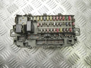 Honda 38600-S04-G1 / 38600S04G1 CR-V I (RD) 2000 Boîte à fusibles