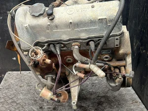 Mercedes-Benz 121.940, 121940 / 121940, 121940 W110 200D 1965 Moteur complet