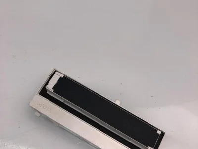 Toyota 93950-02520 / 9395002520 COROLLA Saloon (_E18_, ZRE17_) 2021 Ecran - Image 1