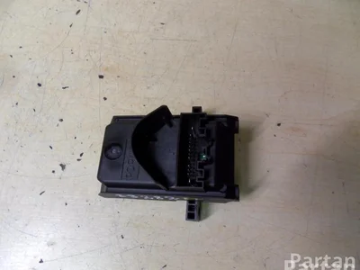 Ford G1GT-14F642-AA / G1GT14F642AA S-MAX 2016 Interface de diagnostic (passerelle) - Image 1