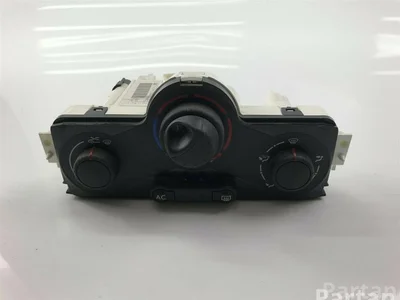 Renault  F666572Q / F666572Q SCÉNIC II (JM0/1_) 2003 Contrôle automatique de la climatisation - Image 1