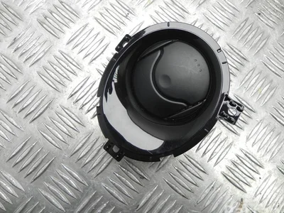 Nissan 687P400A26 JUKE (F15) 2017 Évent - Image 1