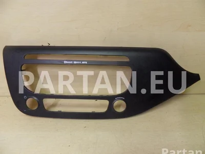 Kia 84740-A2900 / 84740A2900 CEE'D (JD) 2013 Cadre - Image 1