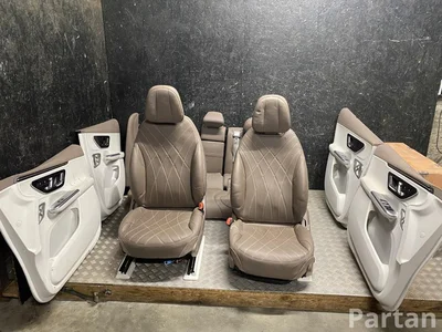 Gebrauchtes Original Mercedes-Benz EQE SUV (X294) 2024 Sitze komplett Türverkleidung - Bild 1
