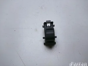 Toyota 1928296, 829-2C74 / 1928296, 8292C74 AURIS (_E15_) 2007 Bouton de lève-vitre