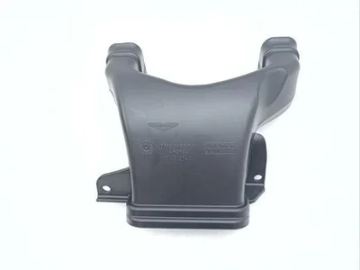 Aston Martin MY83-045J46-A / MY83045J46A DBX 2021 Air duct - Image 1