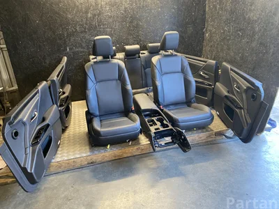 Lexus ES VII XZ10 2024 Set siège Panneau de porte Accoudoir - Image 1